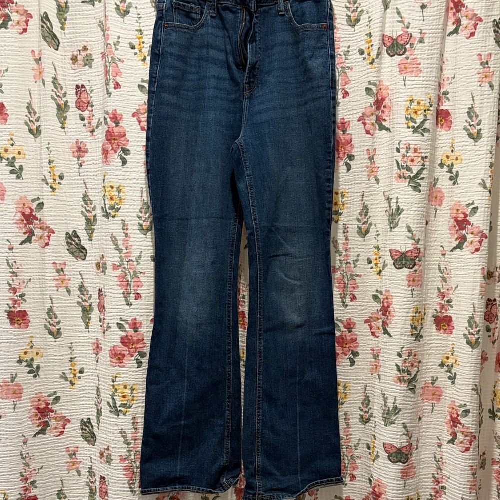 Old Navy Flare Dark Wash Jeans